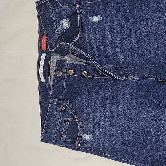 Celebrity Pink  The Bestie jeans - Picture 2 of 6